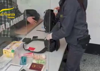 Aeroporto Malpensa, sequestrati 200 mila euro su volo dall’Indonesia