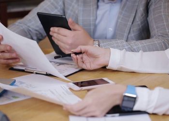 Ue, col Pnrr fondi 4.5 volte superiori alla norma