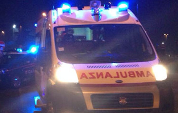 Esplode bacchetta magica: 11enne ferito a una mano