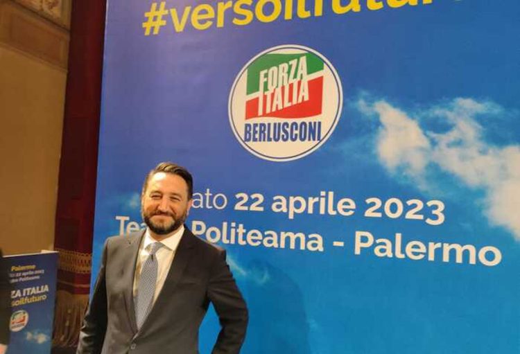 Cancelleri passa a Forza Italia: chi non cambia mai idea non cambia mai nulla