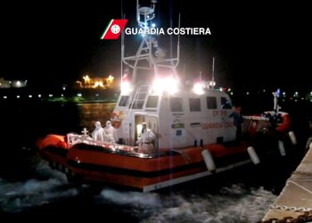 Migranti, altri 36 a Lampedusa: ieri 26 sbarchi con mille