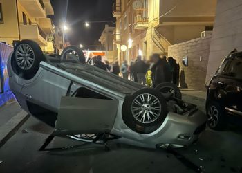 Grave incidente in pieno centro a Comiso: 4 feriti