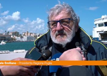 Migranti, Emiliano a Brindisi “Sbarchi legali contro gli scafisti”