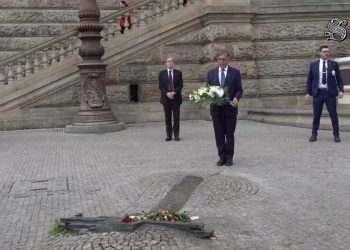 Praga, l’omaggio di La Russa a Jan Palach