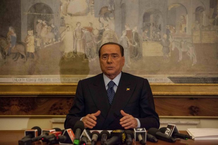 Berlusconi, attese per oggi le dimissioni dal San Raffaele