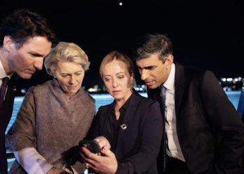 Maltempo, Meloni mostra ai leader del G7 le immagini dell’alluvione