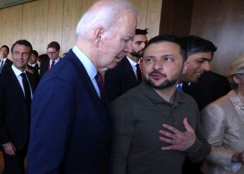 Zelensky “Ho ringraziato il presidente Biden per i nuovi aiuti”