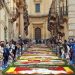 Infiorata di Noto 2023: 400mila fiori per Noto è Cinema