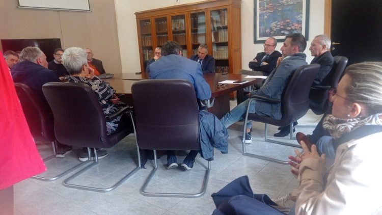 Gruppo psicologi Asp Ragusa al sit in di protesta in Piazza Igea