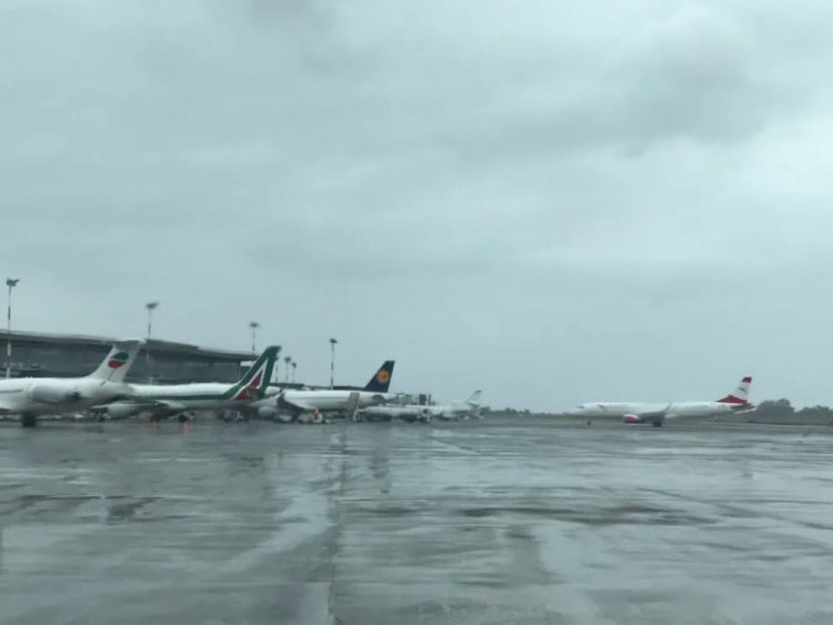 Aeroporto Catania, voli sospesi per emergenza cenere vulcanica