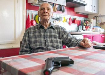 Milano, anziano di Scicli salva la vicina di casa da uno stupro