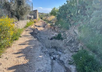 Comiso, Gigi Bellassai (Pd): dopo mesi dall'alluvione la strada è ancora sventrata e impraticabile