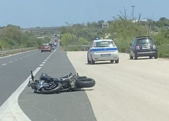 Grave incidente a Maganuco, motociclista elisoccorso trasportato a Catania