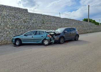 Modica, grave incidente a Frigintini: 19enne trasferito in elisoccorso a Catania