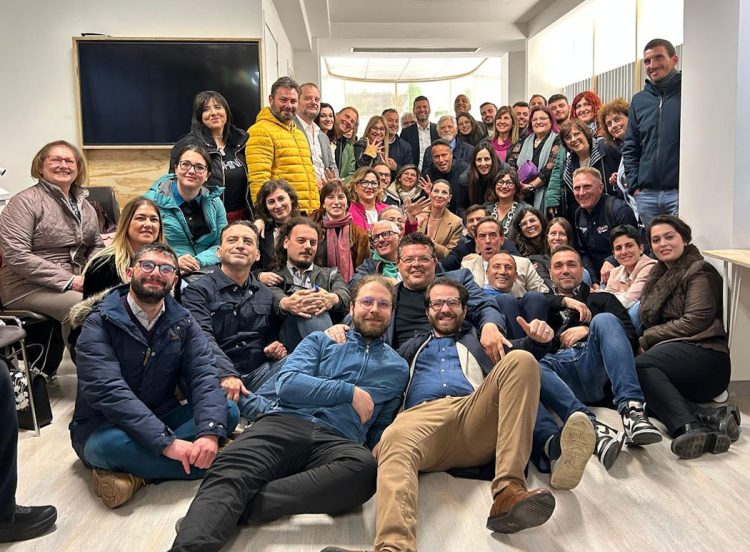 Ragusa, a una settimana dal voto Riccardo Schininà ha incontrato i candidati della sua coalizione