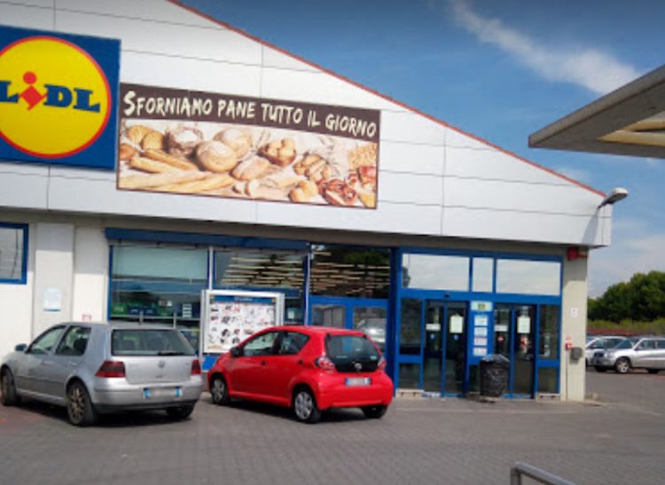 Vittoria, tentato furto al supermercato Lidl: arrestato