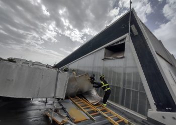 Maltempo, forte vento nel Ragusano: pali pericolanti e tetti divelti a Ragusa, Comiso e Vittoria