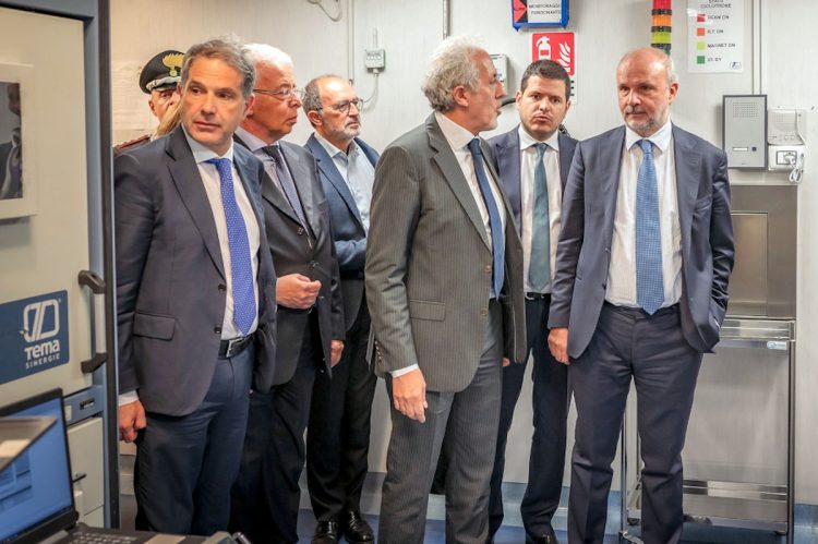 Il ministro della Salute Orazio Schillaci al Centro Pet Medicina Nucleare di Catania