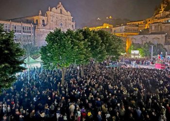 Un fiume di persone per la Madonna delle Milizie a Scicli