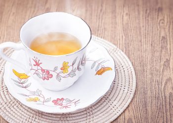 Tisana dimagrante di maggio: una bevanda naturale per perdere peso