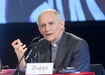 Ucraina, il cardinale Zuppi a Kyiv come inviato del Papa