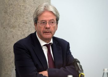 Gentiloni “L’italia si sbrighi, per rivedere il Pnrr servono mesi”