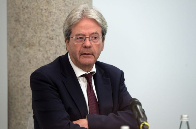Gentiloni “L’italia si sbrighi, per rivedere il Pnrr servono mesi”