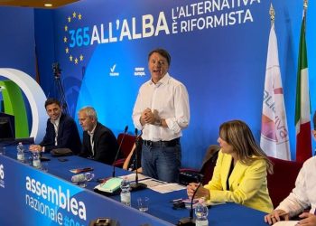 Renzi “Governo inconcludente, a casa con alternativa riformista”