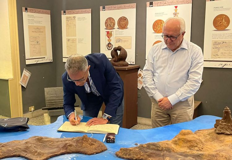 Felice Assenza, Capo Dipartimento dell’ICQRF in visita al Consorzio del Cioccolato di Modica