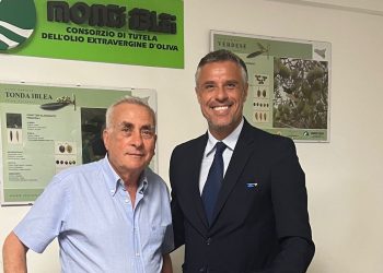 Ragusa, il senatore Sallemi al Consorzio Olio Dop Monti Iblei
