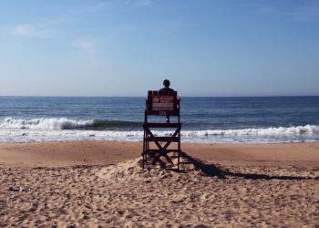 Pubblicato il bando per il servizio di salvamento a mare: come fare domanda e scadenza