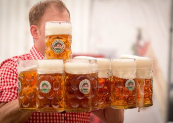 Bere birra fa ingrassare? Quante calorie contiene la birra?
