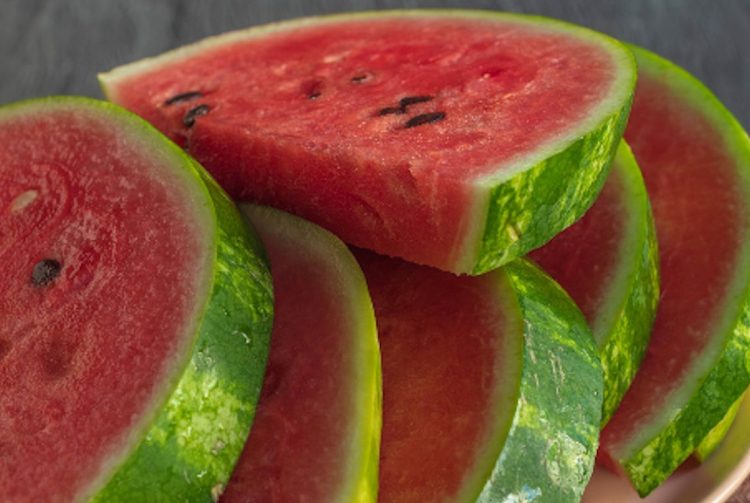 Il segreto per perdere 5 kg in poco tempo? La dieta del cocomero!