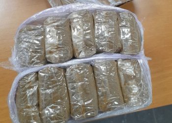Scicli, 1 kg di hashish in casa: 31enne arrestato a Cava D'Aliga