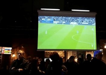 Finale Champion's League: maxischermo a Marina di Ragusa