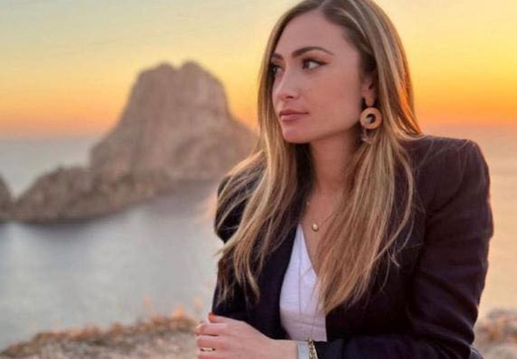 Fidanzato ha cercato online come uccidere la fidanzata