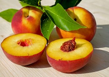 Mangiare pesche fa bene alla salute