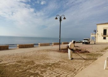 Scicli: iniziata la scerbatura delle borgate di Scicli