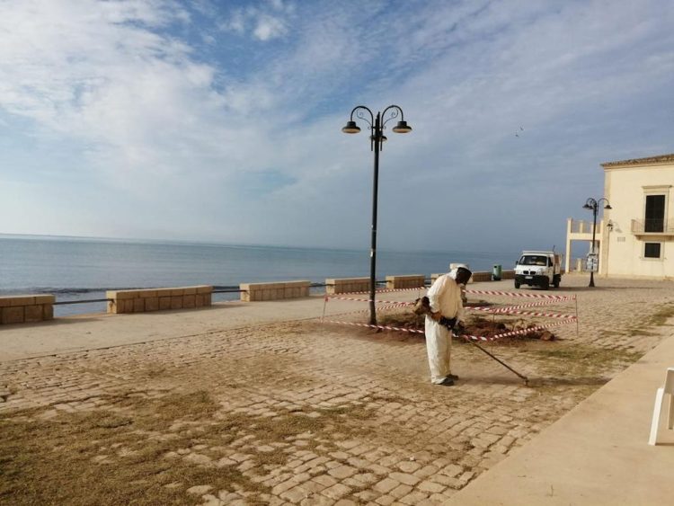 Scicli: iniziata la scerbatura delle borgate di Scicli