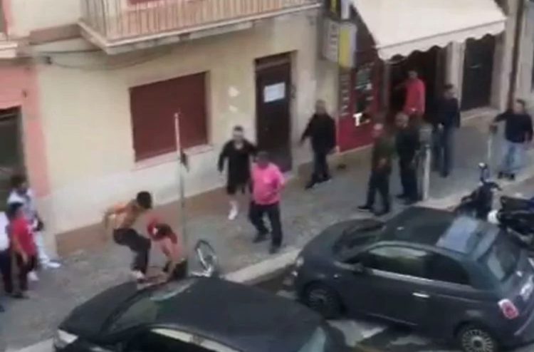 Ragusa, espulsi 30 stranieri irregolari: alcuni per reati gravi e allarme sociale