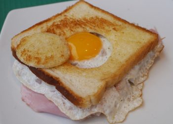 La dieta frazionata per dimagrire 10 kg: come funziona e menù