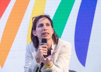 Schlein “Uniti sul salario minimo, questo Governo ci isola in Europa”
