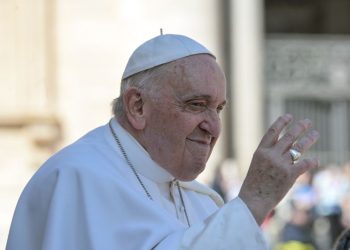 Ucraina, Papa “Non stanchiamoci di pregare per la pace”