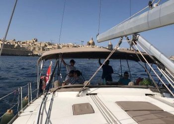 Ondata di caldo e interruzioni di corrente a Malta, disagi per i turisti