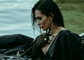 Toni Pellegrino presenta il corto La Pillirina con Maria Grazia Cucinotta