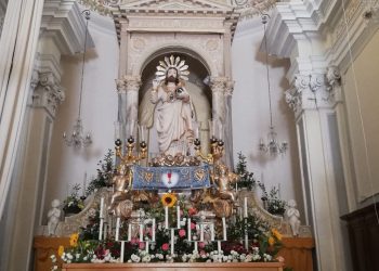 Sparo dei colpi a cannone per la festa a Chiaramonte Gulfi