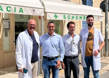 Un nuovo defibrillatore sul lungomare di Marina di Ragusa