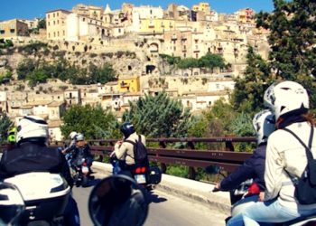 Ragusa, più stalli di sosta per i motociclisti