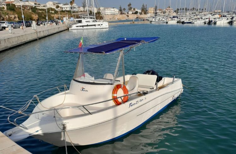 Ladri nel litorale della provincia di Ragusa: rubata anche una barca