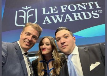 ESG Portal premiata a Milano ai ‘Le Fonti Awards’. Elemento di punta di ESG è la modicana, Delia Vindigni